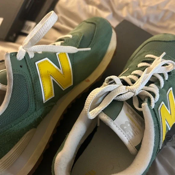 New Balance Kids Sneakers in Green and Yellow - Picture 3 of 8